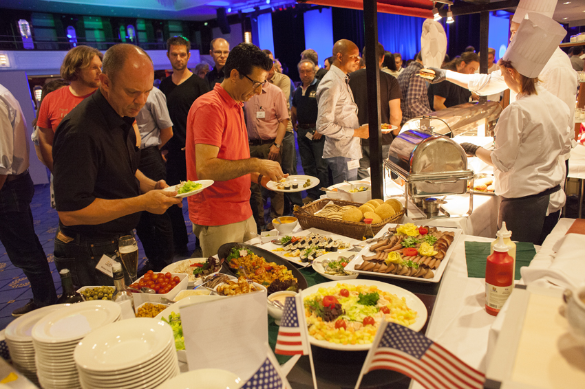 alex fischer, fotograf, darmstadt, 2014, gavi, gesellschaft fr angewandte versicherungsinformatik, betriebsfeier berlin